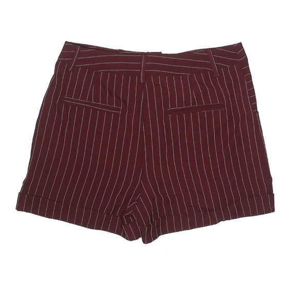 Women’s after market maroon size medium shorts - Picture 2 of 2